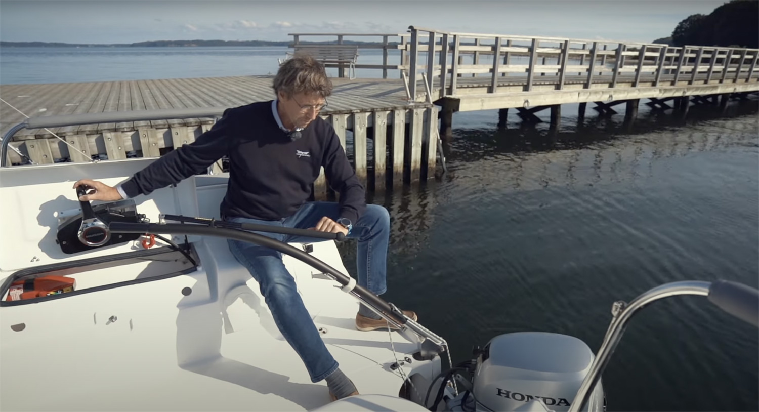Screen-Shot-2022-05-19-at-2.10 Dragonfly trimaran sail guide boat functions rudder outboard centreboard
